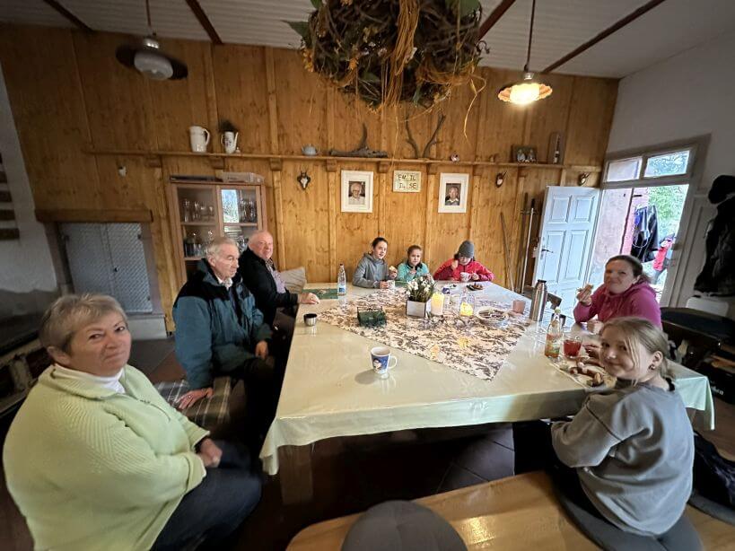 Planzaktion Jubiläumswald Niederkirchen Forstzweckverband Mittelhaardt