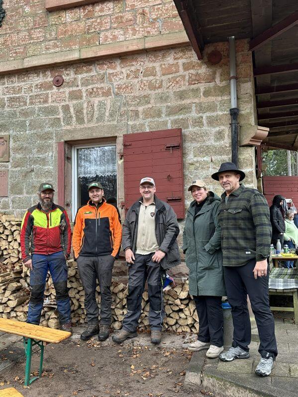 Planzaktion Jubiläumswald Niederkirchen Forstzweckverband Mittelhaardt