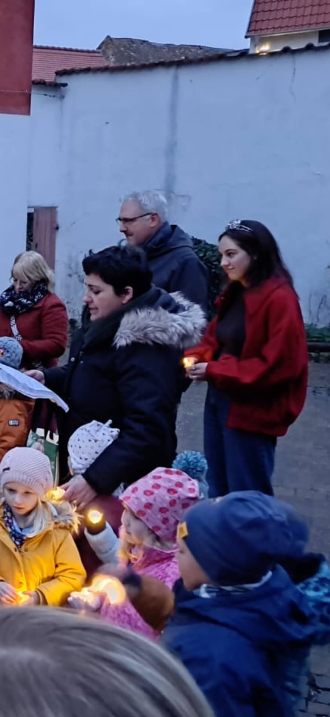 Weinprinzessin Anna III Eröffnung Martinikerwe Niederkirchen